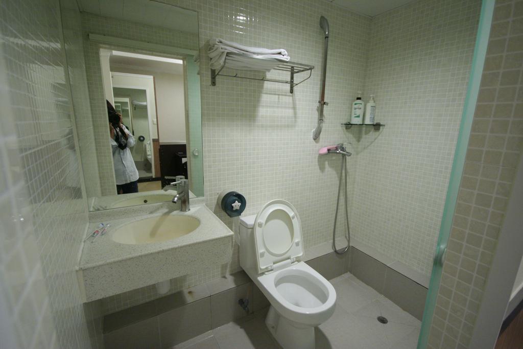 S3 Hotel Гонконг Экстерьер фото